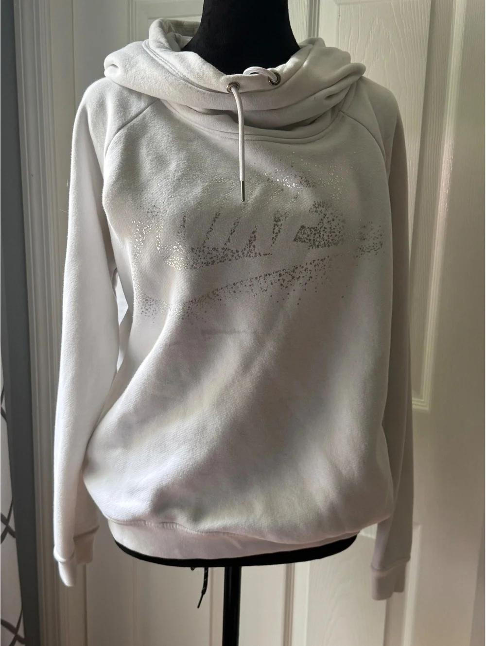 Womens Sweatshirt | Nike | Size Medium